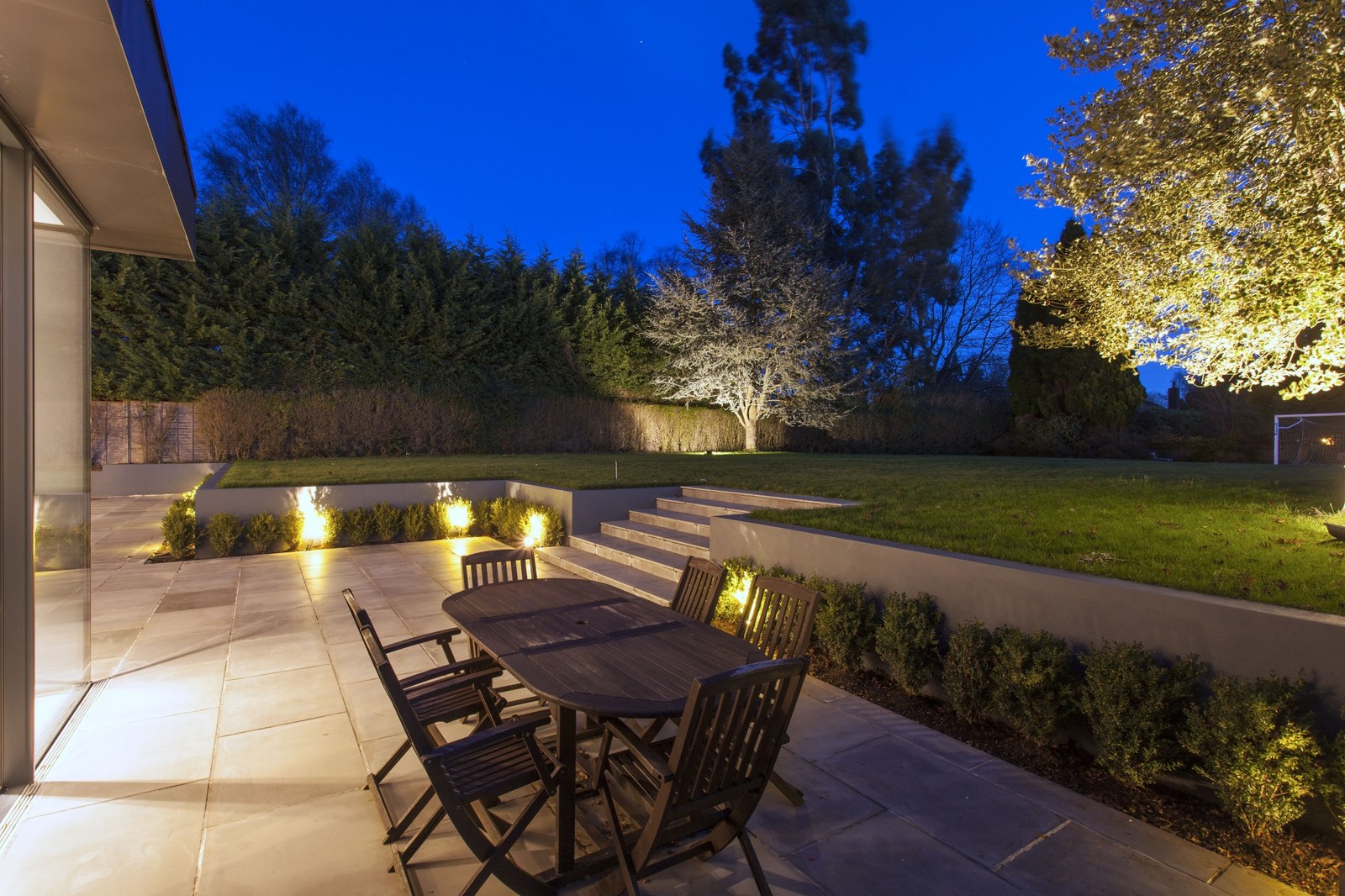 Melsetter — evening garden terrace