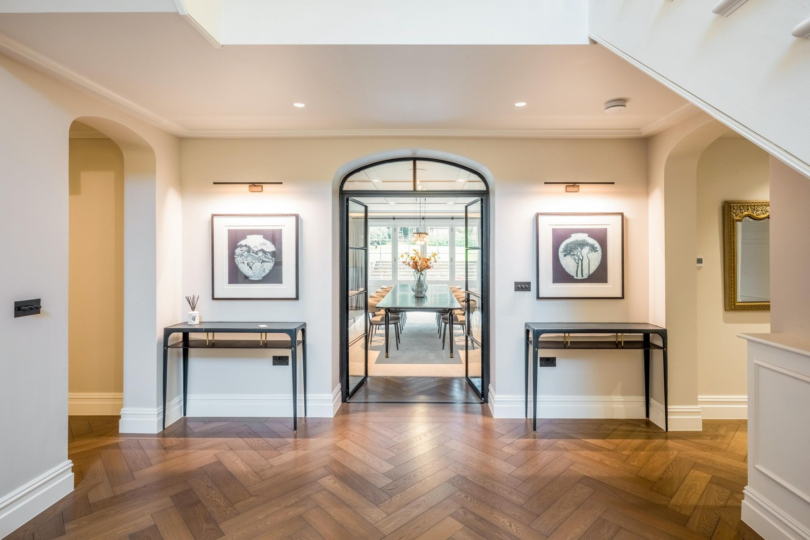 Melsetter — entrance hall with herringbone parquet